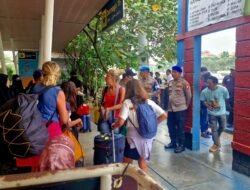 Polres Kepulauan Seribu Amankan Keberangkatan Wisatawan di Marina Ancol, Himbau Utamakan Keselamatan