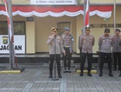 Kapolres Kepulauan Seribu Gelar Gaktiplin Usai Apel Pagi di Marina Ancol