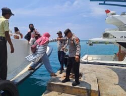 Polsek Kepulauan Seribu Utara Bersama TNI dan Satpol PP Amankan Dermaga, Cegah Gangguan Kamtibmas