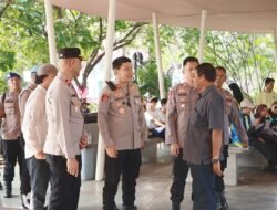 Kapolres Kepulauan Seribu Pantau Pengamanan di Dermaga Marina Ancol 16 dan 17, Pastikan Keamanan Keberangkatan Wisatawan