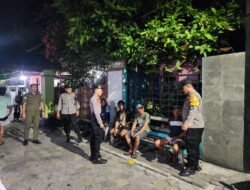 Polsek Kepulauan Seribu Utara Gelar Patroli Malam, Ajak Warga Waspada Hoax dan Gunakan Call Center 110