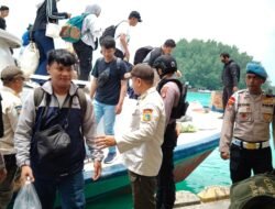 Polsek Kepulauan Seribu Utara Gelar Pengamanan Dermaga Pulau Kelapa dalam Operasi Aman Nusa I 2025