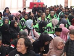 DOA BERSAMA KOMUNITAS OJEK ONLINE DAN SANTUNAN ANAK YATIM POLRES METRO BEKASI WUJUD KEPEDULIAN DAN SINERGI DALAM MEWUJUDKAN KEAMANAN