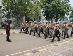 Tingkatkan Kesiapsiagaan Personel, Polres Kepulauan Seribu Gelar Pelatihan Dalmas Samapta
