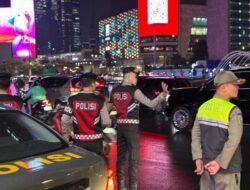 Polda Metro Jaya Gelar Patroli Malam Dialogis di Jakarta