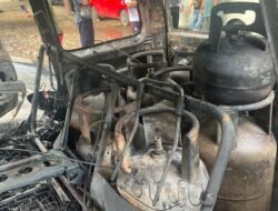 Respon Cepat Pamapta III Datangi TKP, Kebakaran di Bawah Layang Karang Anyar Berhasil Dipadamkan