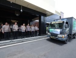 *Polda Jatim Berangkatkan Bantuan Kemanusiaan untuk Warga Terdampak Erupsi Gunung Semeru *