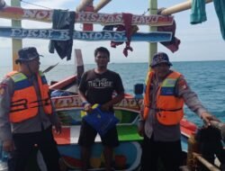 Patroli Laut Satpolairud Kepulauan Seribu Perketat Antisipasi 3C, Nelayan Diimbau Waspada Cuaca Buruk