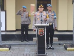Kapolres Kepulauan Seribu Tekankan Disiplin dan Sukseskan Operasi Sikat Jaya, Anggota Diminta Gencarkan Sosialisasi Layanan 110