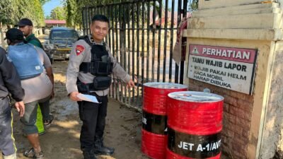 *Bantuan Logistik Kapolri untuk Polres Aceh Tamiang Tiba, Pastikan Pelayanan Kepolisian Segera Pulih*