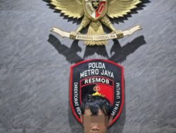 *Pencuri rumah dan senjata api milik Brimob pada tahun 2017 kembali ditangkap Subdit Resmob Polda Metro Jaya*