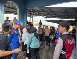 Polres Kepulauan Seribu Gelar Strong Point di Dermaga dan Sekolah, Kapolres Tegaskan Pentingnya Kehadiran Polisi di Lokasi Police Hazard