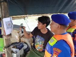 Satpolairud Polres Kepulauan Seribu Kenalkan Layanan Laporan Kejadian Berbasis Barcode untuk Nelayan