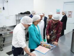 **Rasa Bhayangkara Nusantara” Diserahkan kepada Delegasi Prancis, Potret Pengabdian Polri Dukung MBG Berbasis Gizi, Budaya, dan Ilmu Pengetahuan*