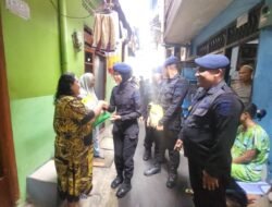 Brimob Polda Metro Jaya Salurkan Bakti Sosial untuk Warga Kebon Sirih