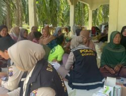*POLRI HADIR MELALUI DOKKES POLRES LANGKAT MELAKSANAKAN BAKTI KESEHATAN KEPADA KEPADA MASYARAKAT DESA HARAPAN MAKMUR