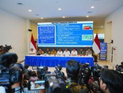 *Kapolri Kerahkan 10.759 Personel Tangani Bencana di Sumatera*