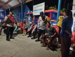 Patroli Malam Gabungan Polsek Kepulauan Seribu Utara Perkuat Siskamling Cegah Guantibmas