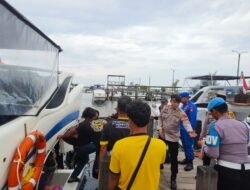 Polres Kepulauan Seribu Rutin Gelar Strong Point di Dermaga Marina Ancol untuk Jamin Keamanan Penyeberangan
