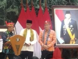 Sejumlah 17 Judul Buku Kamus Dayak Diserahkan ke Perpustakaan Nasional pada Pelantikan ICDN DKI Jakarta