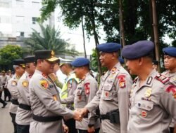 *Beri Penghargaan Anggota, Kapolda Metro Jaya: Jangan Sakiti Hati Masyarakat*