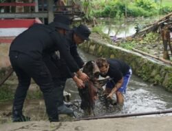 Brimob Metro Jaya Bersama Warga Gelar Aksi “Jaga Jakarta Bersih” di Cikarang Pusat, Kab. Bekasi