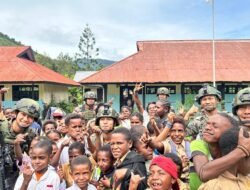 *Satgas Ops Damai Cartenz 2026 Latih Disiplin dan Karakter Siswa SD Dondobaga di Mulia*