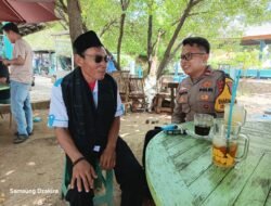 Bhabinkamtibmas Pulau Untung Jawa Ajak Warga Jaga Kamtibmas dan Ciptakan Lingkungan Wisata Aman