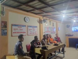 Patroli Malam Gabungan Polsek Kepulauan Seribu Selatan Antisipasi Guantibmas dan Sosialisasikan Layanan 110