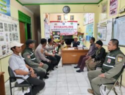 Patroli Malam Gabungan, Polsek Kepulauan Seribu Selatan Bersama TNI dan Stakeholder Perkuat Siskamling Cegah Gangguan Kamtibmas