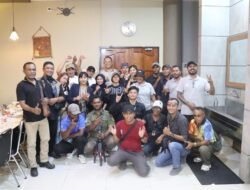 *Silaturahmi Ramadhan, Satgas Damai Cartenz dan Wartawan Nabire Perkuat Kemitraan*