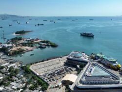 *Wakapolri Tinjau Udara Arus Mudik, Pastikan Penyeberangan Merak–Bakauheni Terkendali*