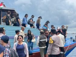 Anggota Pos Pam Ops Ketupat Jaya 2026 Polres Kepulauan Seribu Amankan Dermaga, Bantu Penumpang dan Cegah Narkoba, Hubungi 110 Saat Darurat